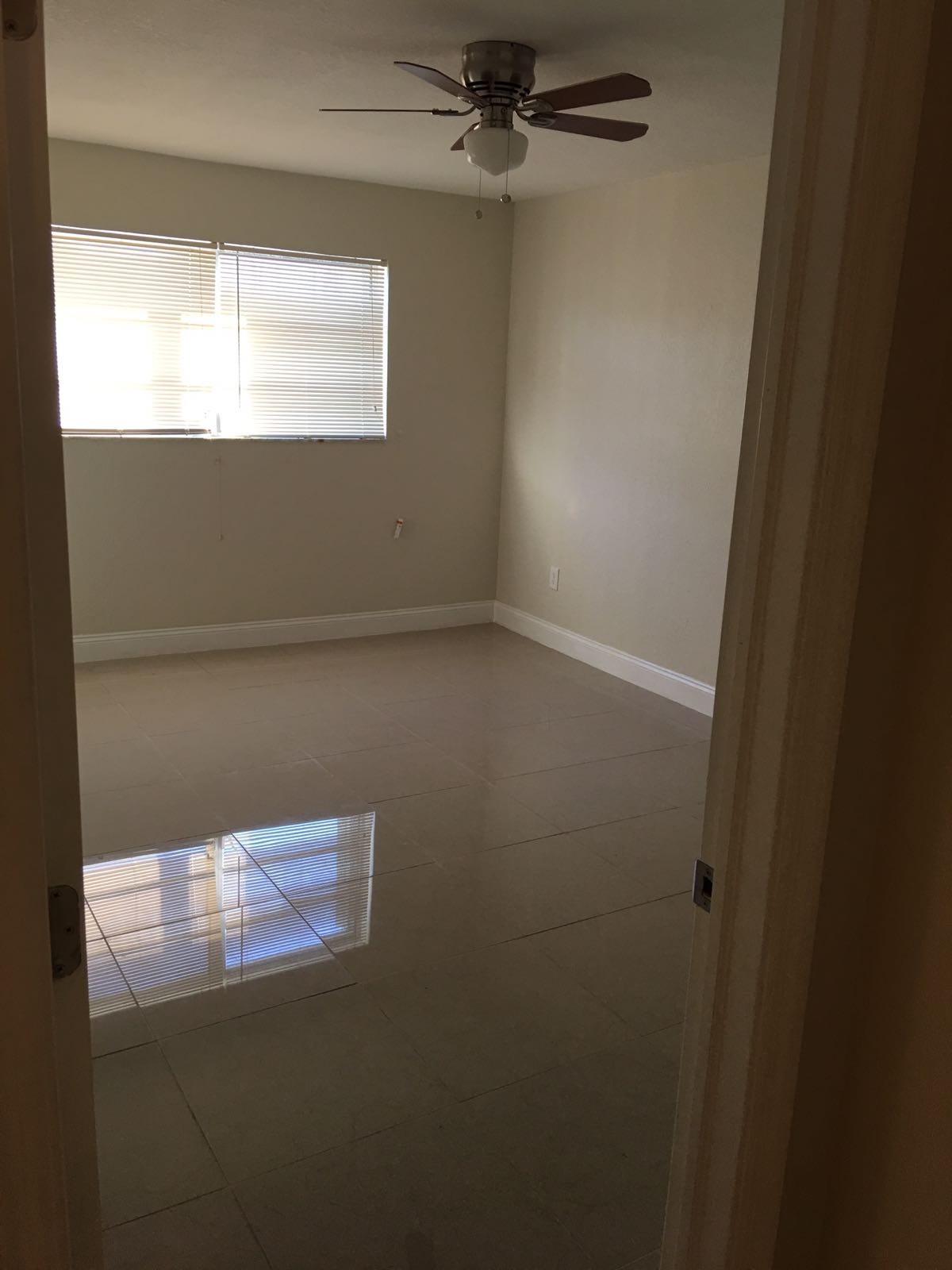 15205 NE 6 AVE D210 - D210