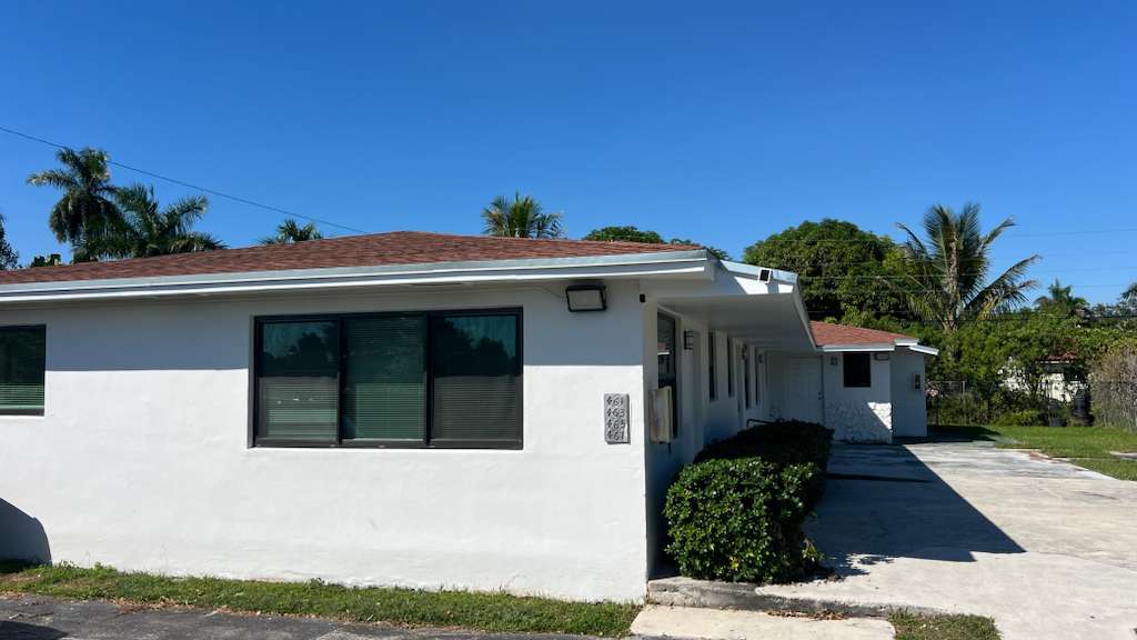 465 Northeast 139th Street - 461