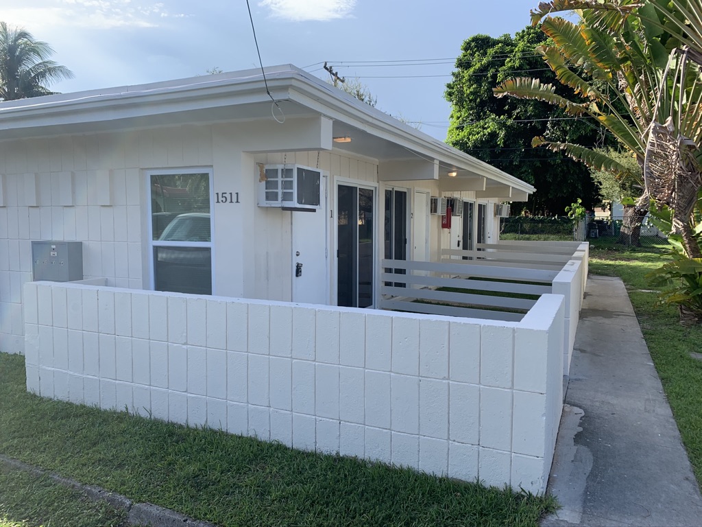 1511 Northeast 117th Street - 2