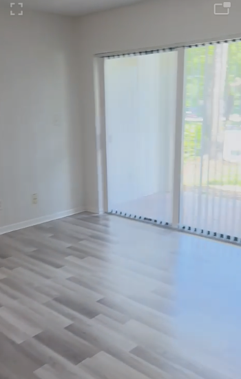 560 South Park Road - 13-7